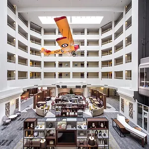 Montreal By Ihg Hotel Longueuil